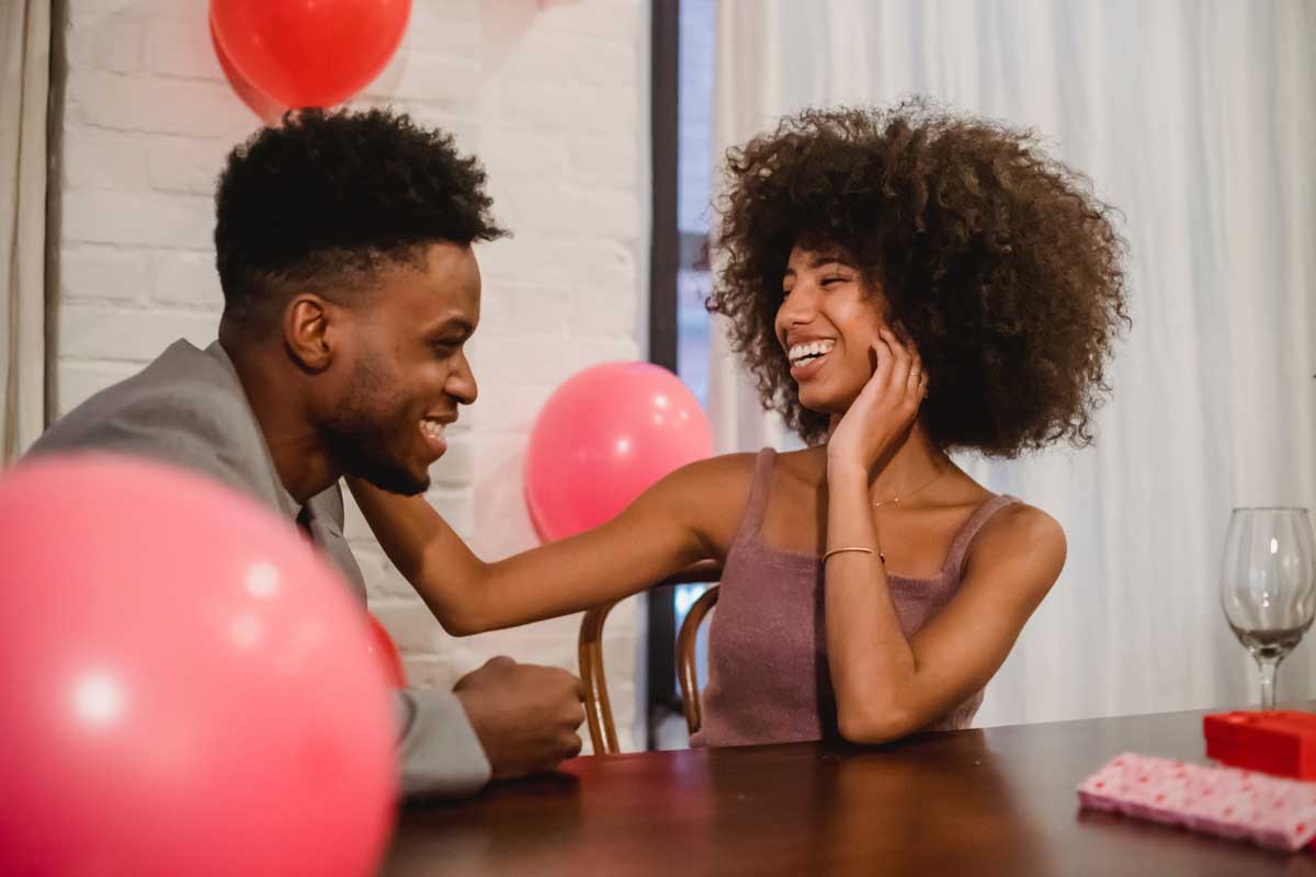 Flirty Jokes To Make Your Date Smile